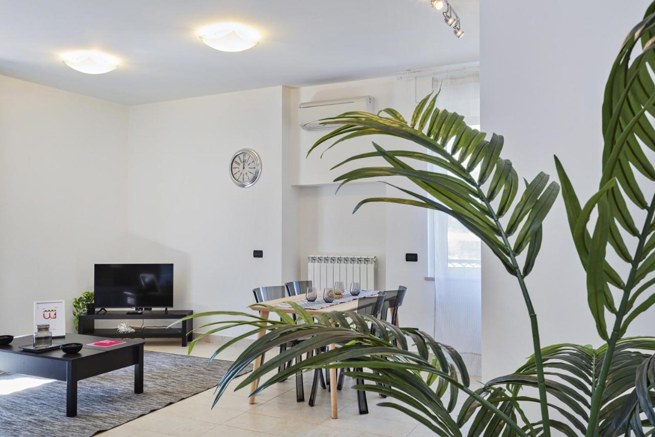 Shelley Apartments By Wonderful Italy Genova Esterno foto
